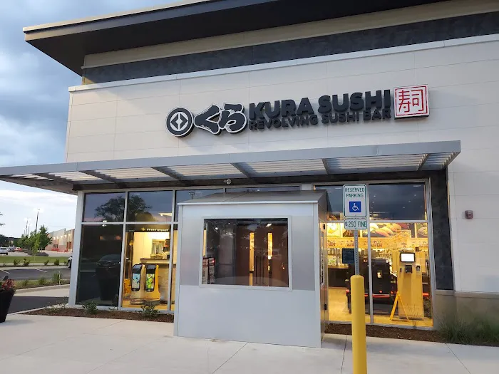 Kura Revolving Sushi Bar Picture 6