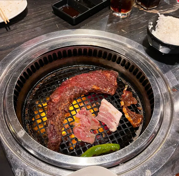 Gyu-Kaku Japanese BBQ Picture 1