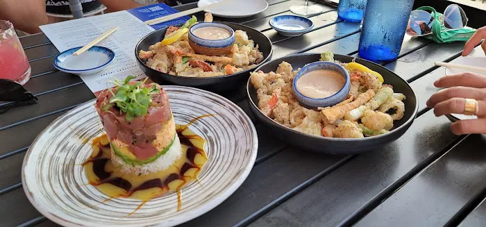 Blue Sushi Sake Grill Picture 10