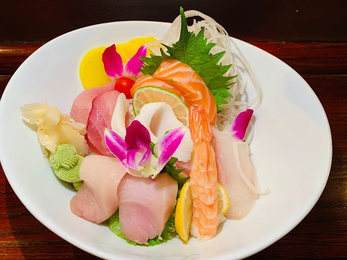 KITARO GRILL & SUSHI LOUNGE Picture 9