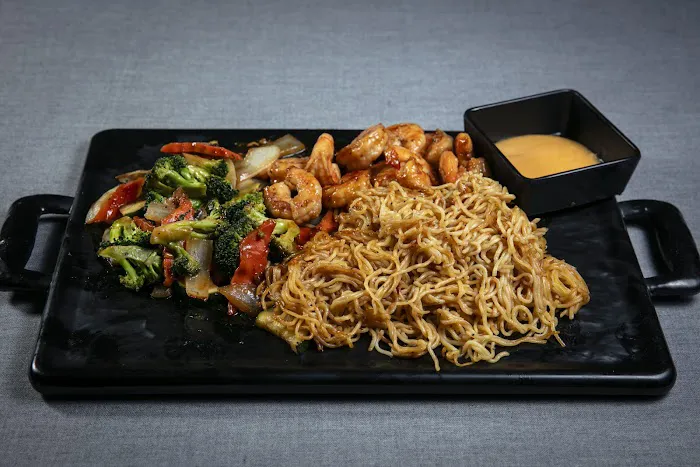Nori Sushi & Grill Picture 6