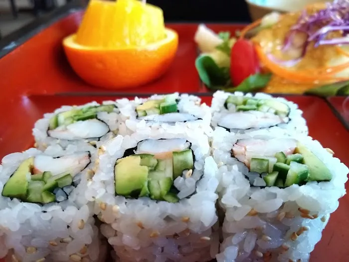 Wild Tuna Sushi + Grill Picture 7
