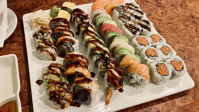 Oishi Sushi Picture 3