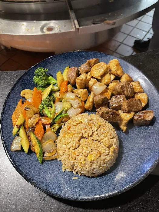 UMAI Sushi & Hibachi Picture 9