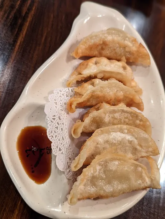 Momo Sushi Picture 8