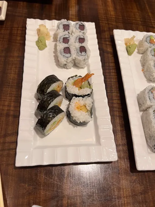 Momo Sushi Picture 3