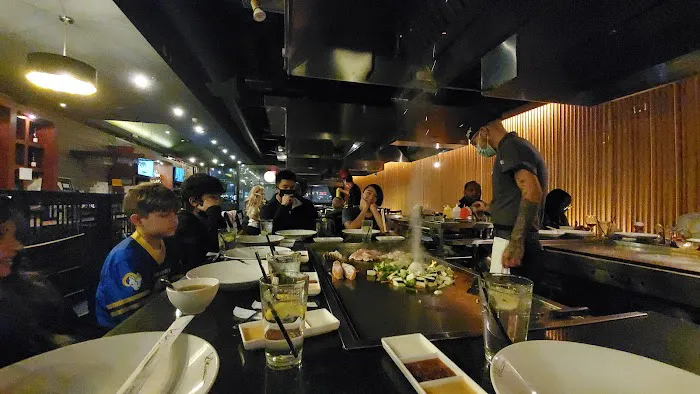 Kiku Japanese Steak House & Sushi Lounge Picture 4