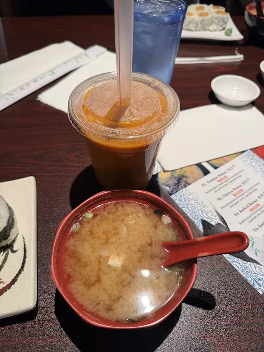 Toshi Sushi & Grill Picture 9
