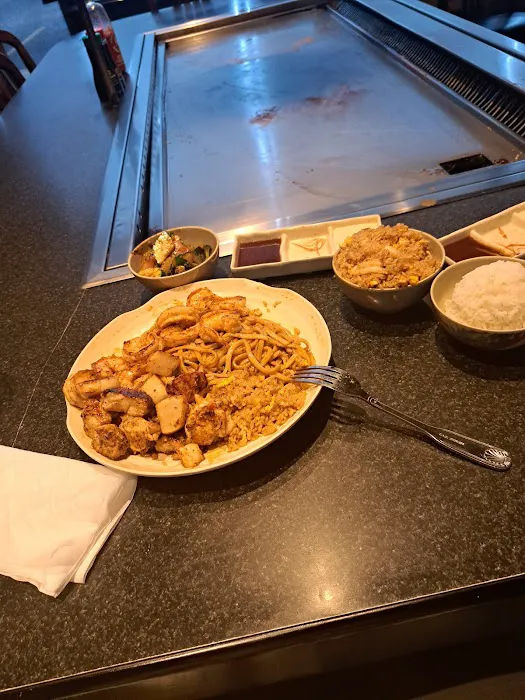 Tokyo Steakhouse - Sushi and Hibachi Picture 2