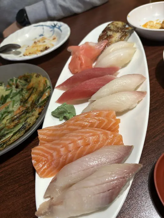 Sakebob BBQ & Sushi Picture 4