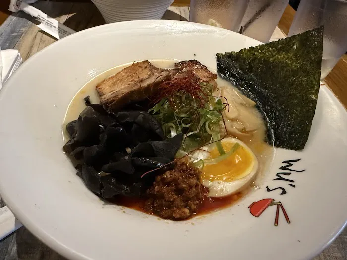 Wu's Ramen Oak Lawn Picture 6