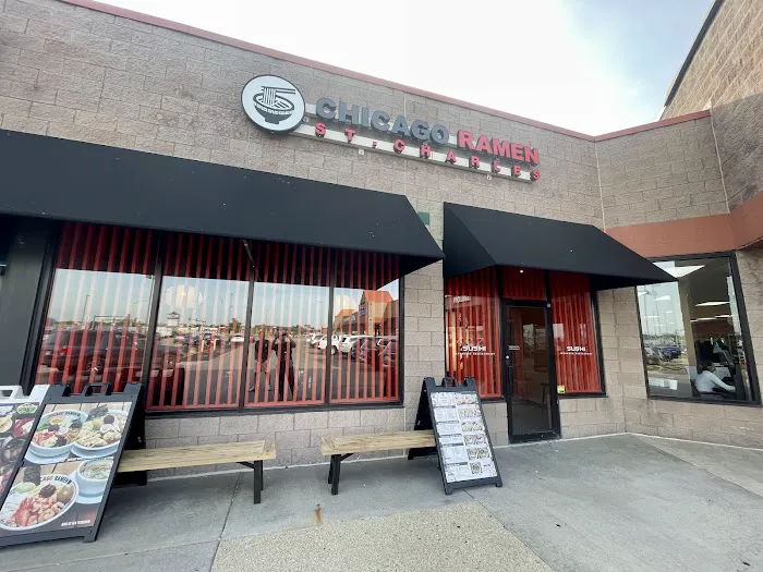 CHICAGO RAMEN & SUSHI St. Charles Picture 2