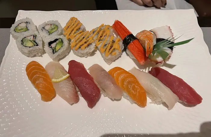 Shima's Sushi - Japanese Restaurant Picture 8