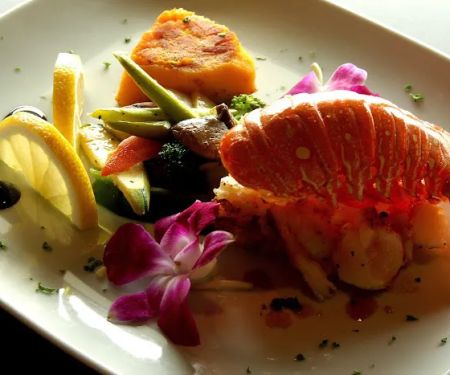 Shu's Sushi Bar & Grill