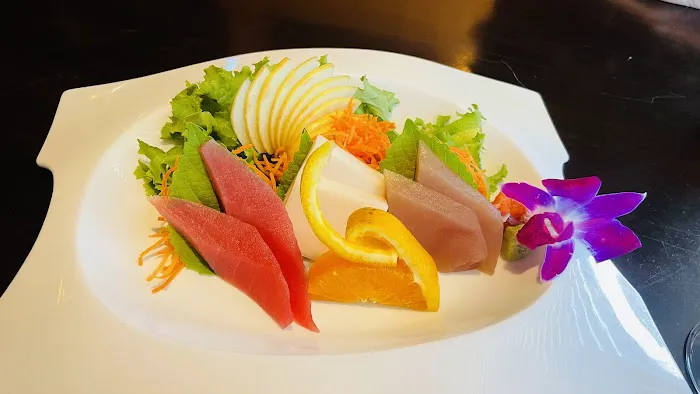 Shu's Sushi Bar & Grill Picture 3
