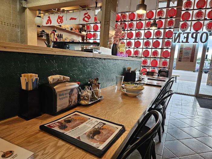 CHICAGO RAMEN Crystal Lake Picture 8