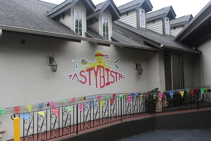 Tasty Bistro Picture 7