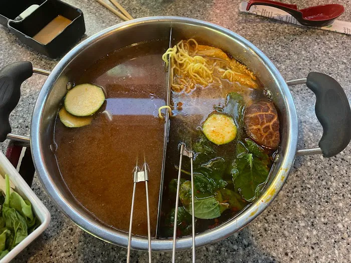 Heat Shabu - Downtown Picture 9