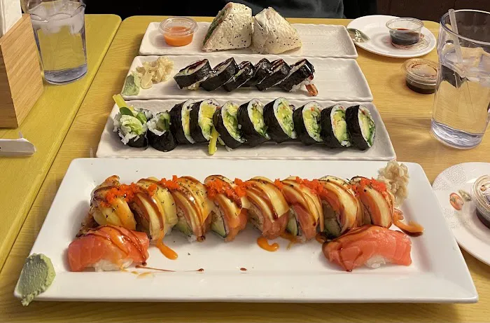 Kiku Sushi Restaurant Picture 5