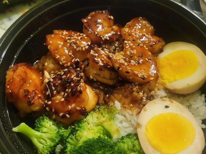 New Asian Taste sushi & Ramen Noodles Picture 6