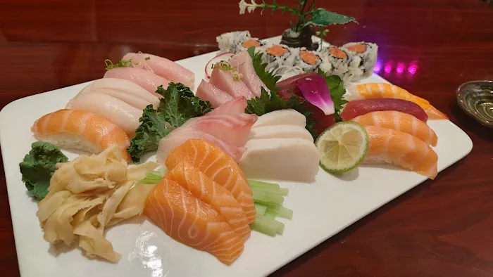 Yama Sushi Bar Picture 1
