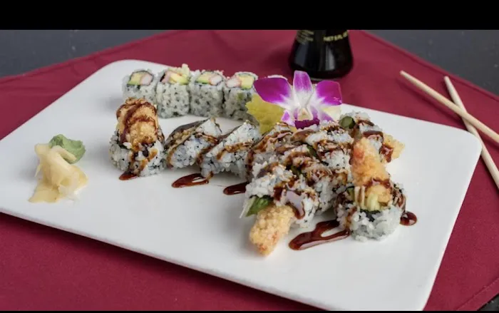 East Moon Asian Bistro Picture 2