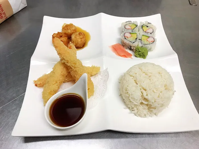 General House Asian Cuisine & Sushi Picture 1