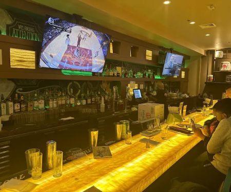 Kabuto Japanese Steakhouse and Sushi Bar