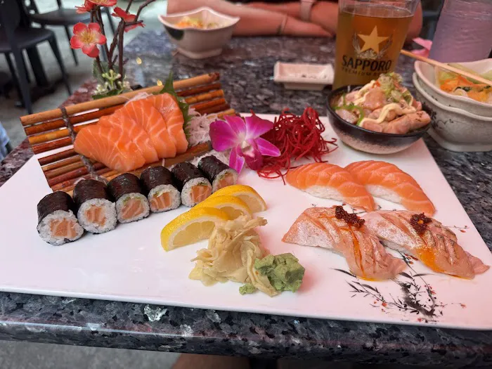 UMI Sushi Picture 3
