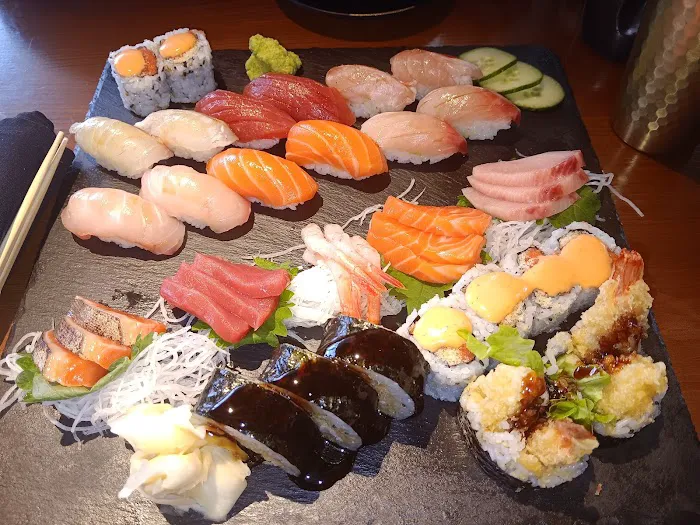 Takumi Japanese Bistro & Bar Picture 2