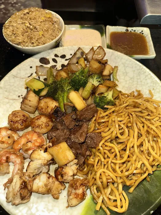 Fuji Hibachi Sushi & Lava Bar Picture 6