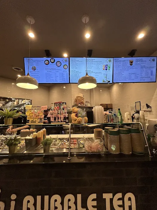 Taichi Bubble Ramen & Poke Picture 7