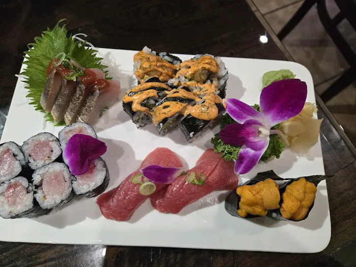 Nova Sushi Bar & Asian Fusion Picture 7