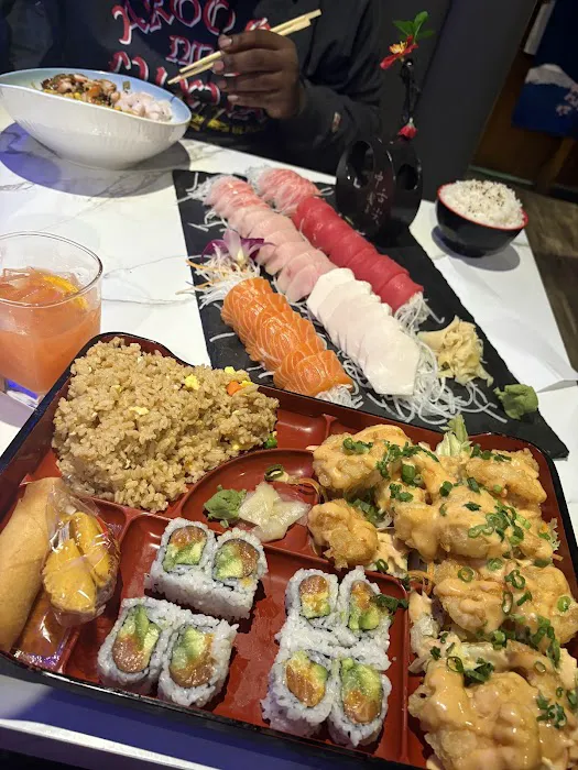 Johnny's Sushi House Picture 5