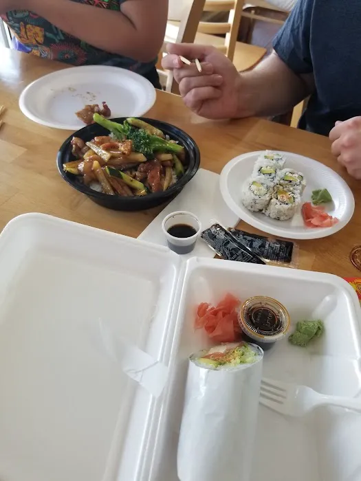 Sushinado & Teriyaki Picture 5