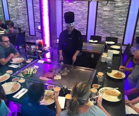 Kiku Japanese Steakhouse & Sushi Bar