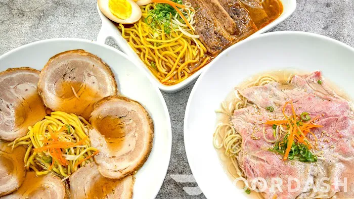 Mega Ramen Picture 1