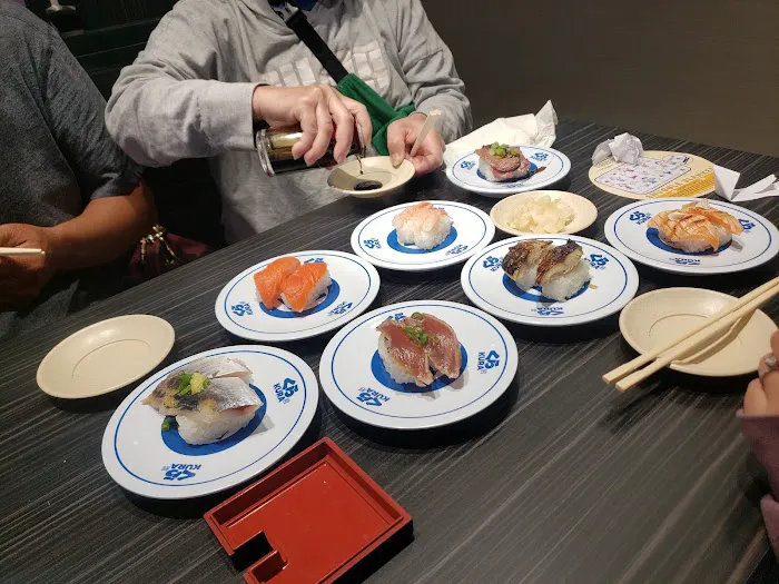 Kura Revolving Sushi Bar Picture 5
