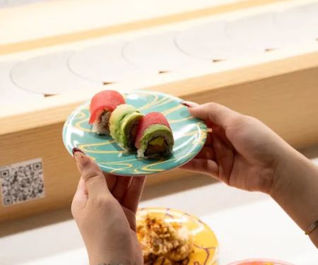 UZU Revolving Sushi