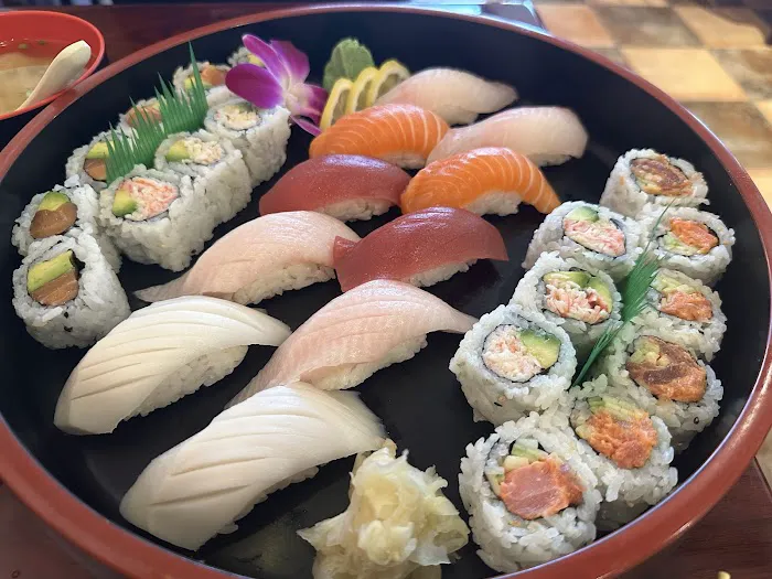 Love Sushi Picture 5