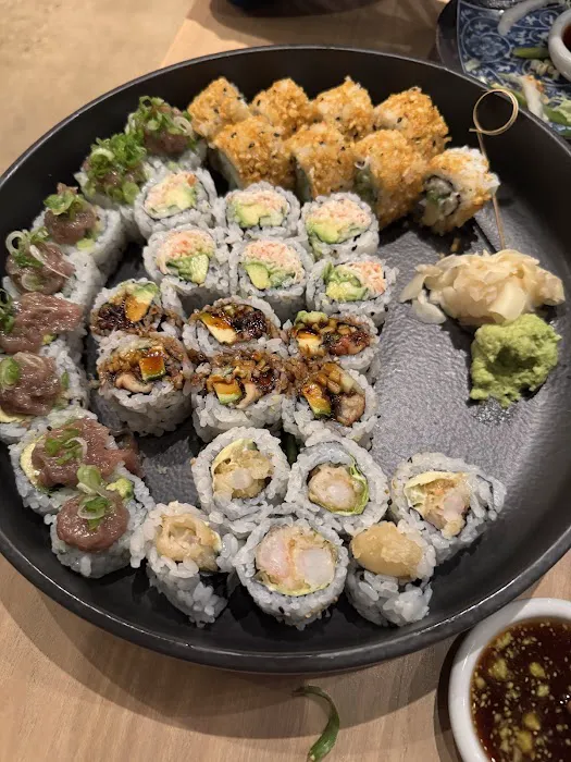 KENAKI Sushi Counter Picture 7