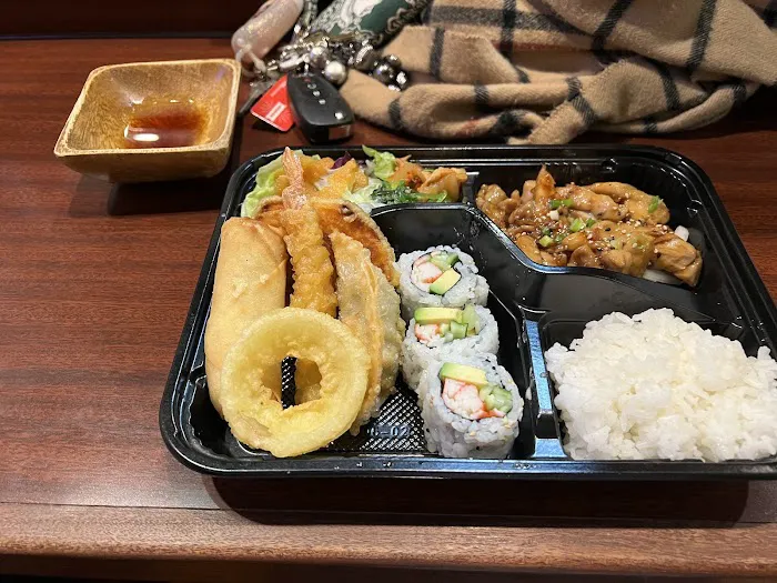 Torai Sushi Picture 10