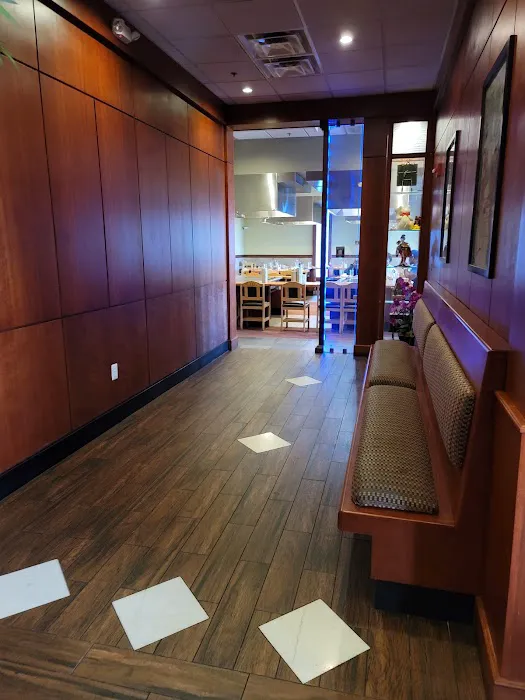 Hanabi Japanese Grill & Bar Picture 9