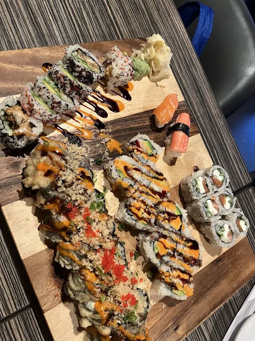 Absolute Noodle and Sushi Bar Picture 10