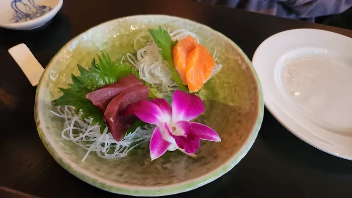 Nama Sushi Bar & Restaurant Picture 3