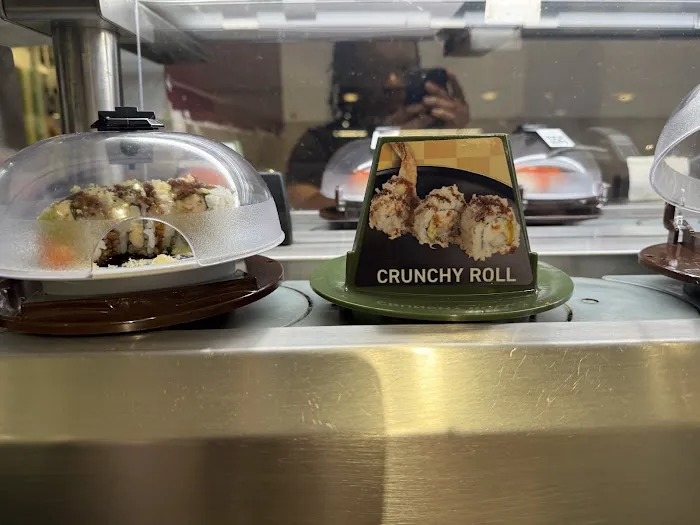 Kura Revolving Sushi Bar Picture 3