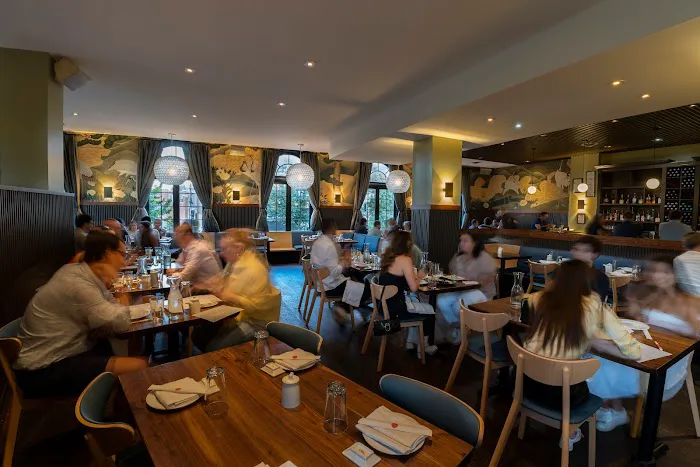 Perry's Restaurant Picture 1
