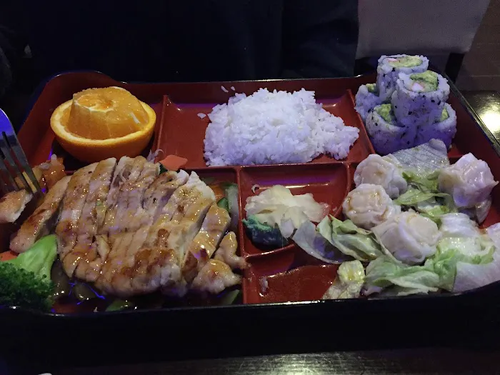 Umi Japanese Cuisine Picture 1