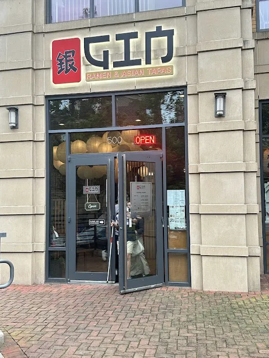 Gin Ramen & Asian Tapas Picture 10