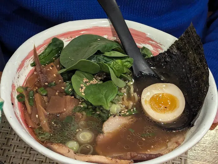 Gin Ramen & Asian Tapas Picture 9